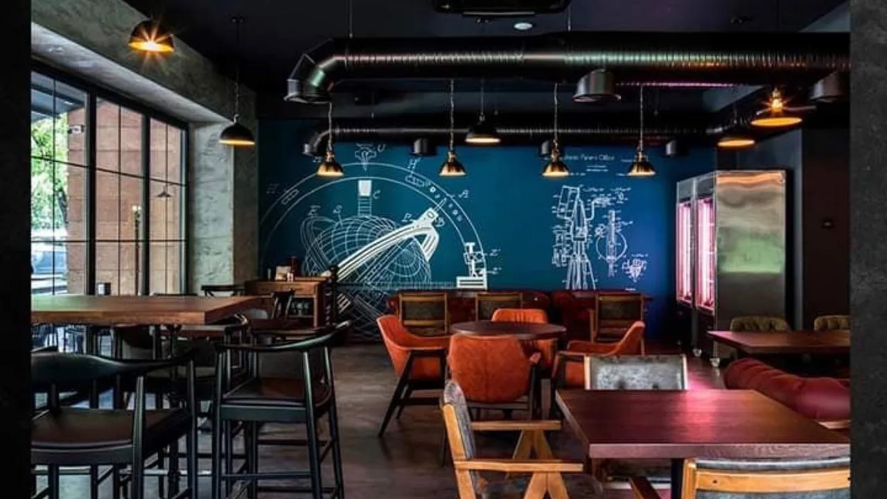 Fabrica Restaurant & More