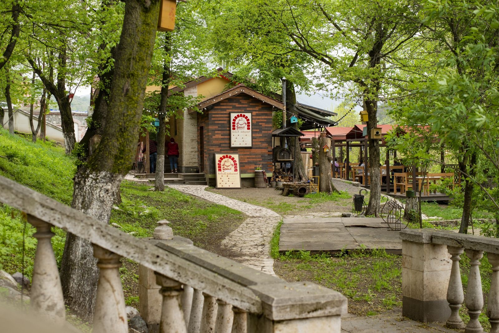 Kchuch Restaurant