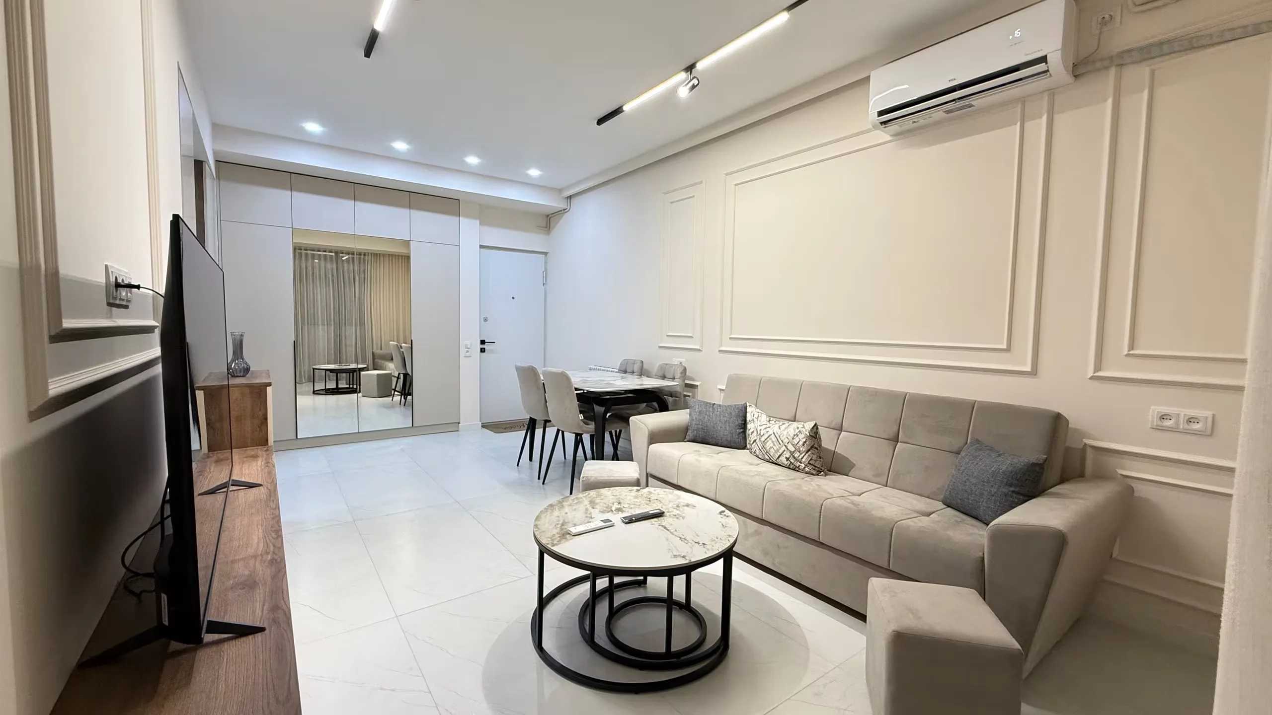 Modern City Retreat