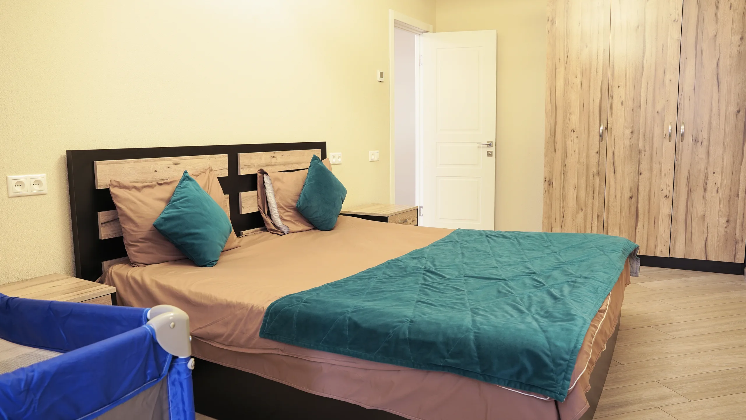 1br w/Scenic Views, Pool & Sauna